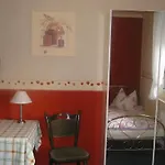 Han/Misafirhane Restaurant Landgasthof Zum Wiesengrund 3*