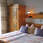 Restaurant Landgasthof Zum Wiesengrund Mini-hôtel Newel