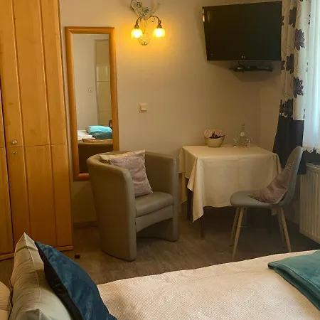 Restaurant Landgasthof Zum Wiesengrund 3*