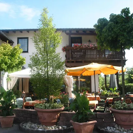 여관 Restaurant Landgasthof Zum Wiesengrund