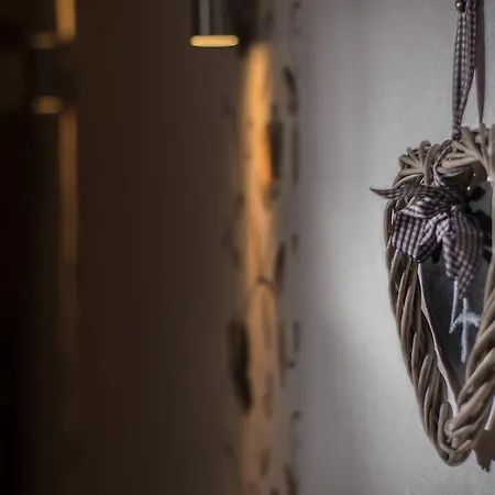 Restaurant Landgasthof Zum Wiesengrund 뉴어