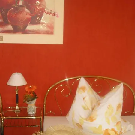 여관 Restaurant Landgasthof Zum Wiesengrund 3*