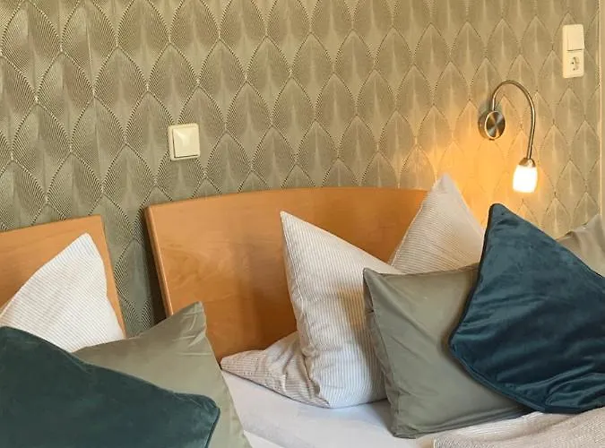 بيت ريفي Restaurant Landgasthof Zum Wiesengrund 3*