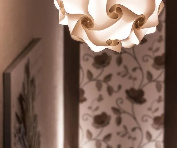 Restaurant Landgasthof Zum Wiesengrund بيت ريفي