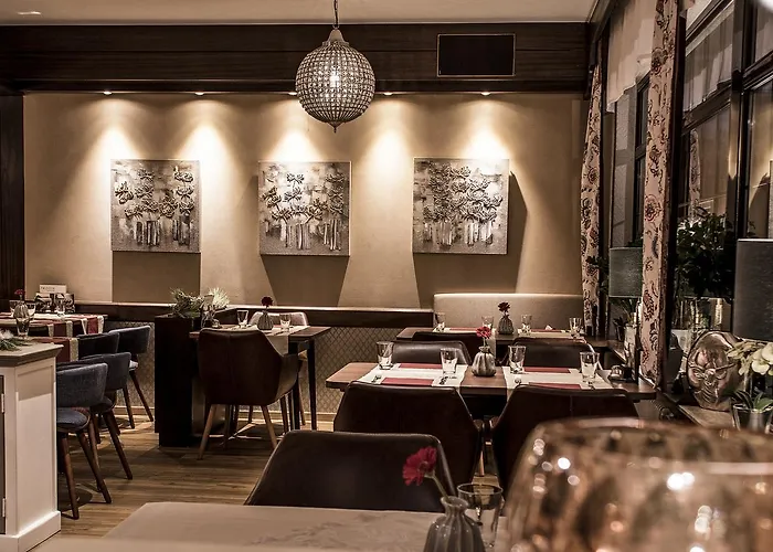 Restaurant Landgasthof Zum Wiesengrund بيت ريفي 3*