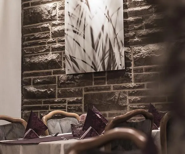 Estalagem Restaurant Landgasthof Zum Wiesengrund Newel