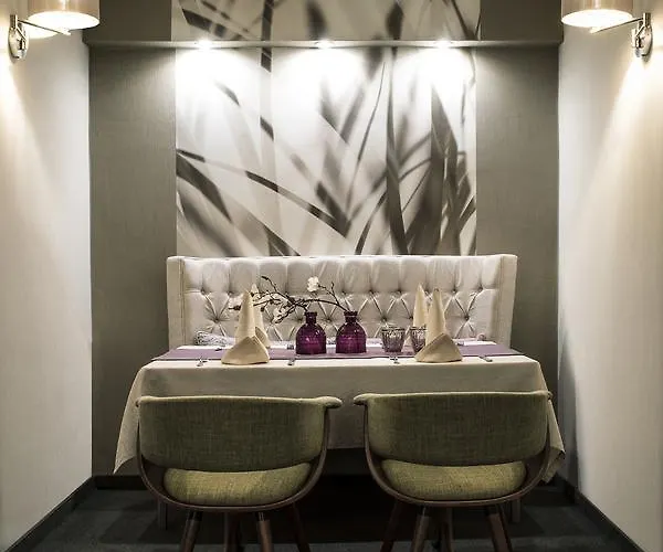 Restaurant Landgasthof Zum Wiesengrund 3*