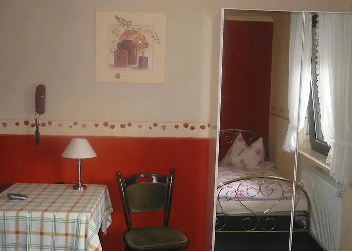 بيت ريفي Restaurant Landgasthof Zum Wiesengrund 3*