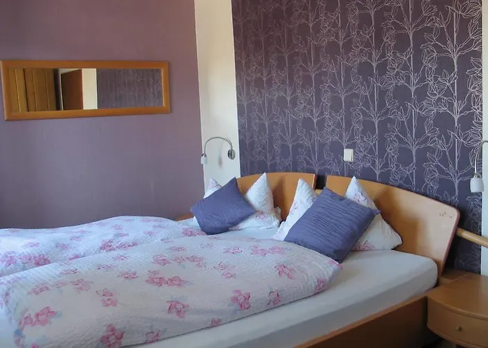 Restaurant Landgasthof Zum Wiesengrund 3* Newel